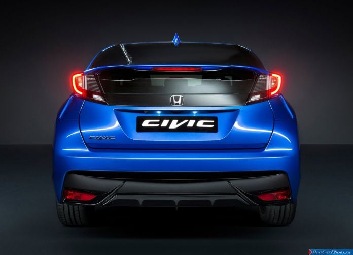 2015 Honda Civic Sport - фотография 3 из 9
