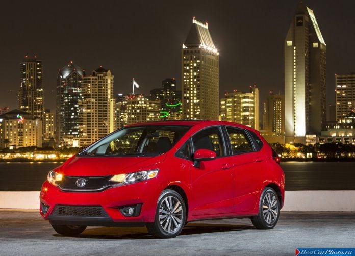 2015 Honda Fit - фотография 19 из 107