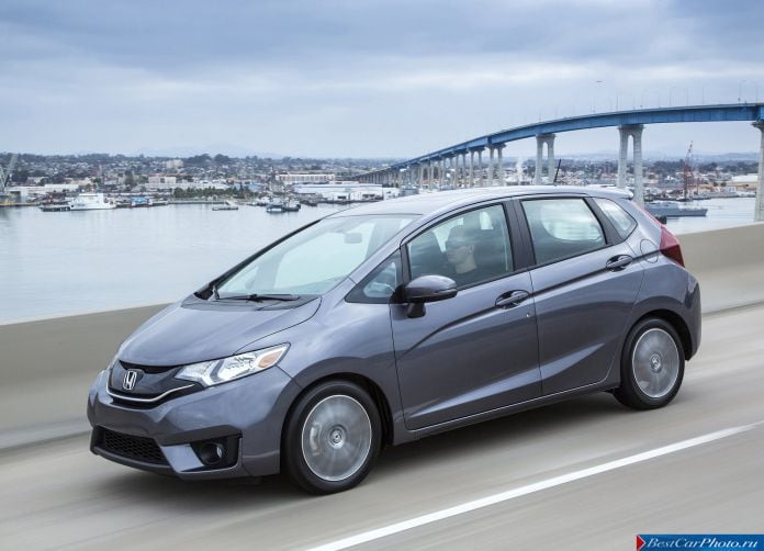 2015 Honda Fit - фотография 31 из 107