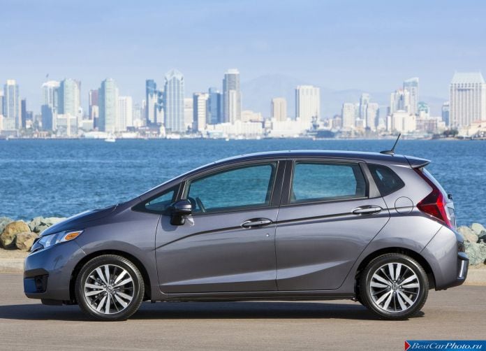2015 Honda Fit - фотография 33 из 107