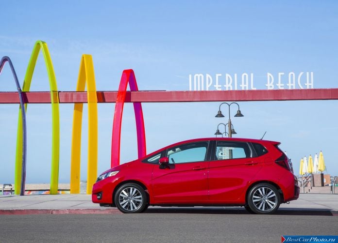 2015 Honda Fit - фотография 35 из 107