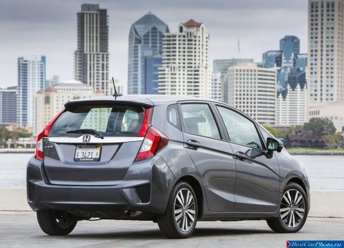 2015 Honda Fit - фотография 44 из 107