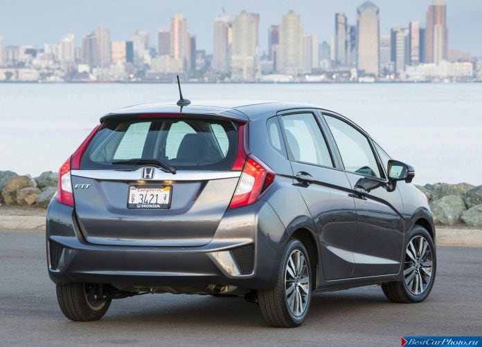 2015 Honda Fit - фотография 46 из 107