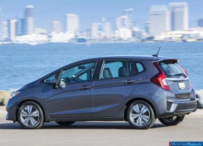 2015 Honda Fit - фотография 47 из 107