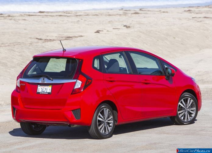 2015 Honda Fit - фотография 49 из 107