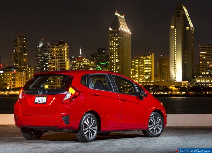 2015 Honda Fit - фотография 50 из 107