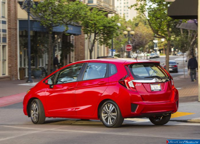 2015 Honda Fit - фотография 53 из 107