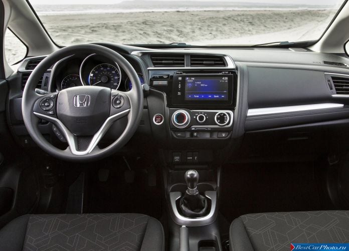 2015 Honda Fit - фотография 68 из 107