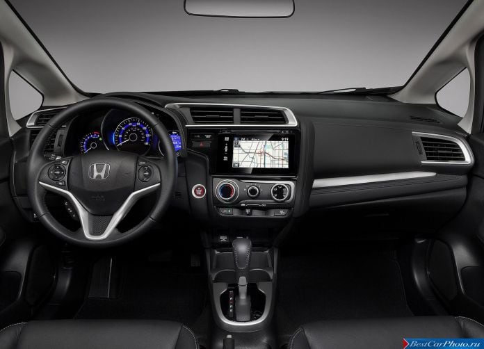 2015 Honda Fit - фотография 72 из 107