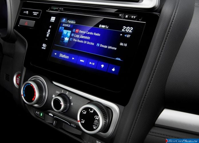 2015 Honda Fit - фотография 75 из 107