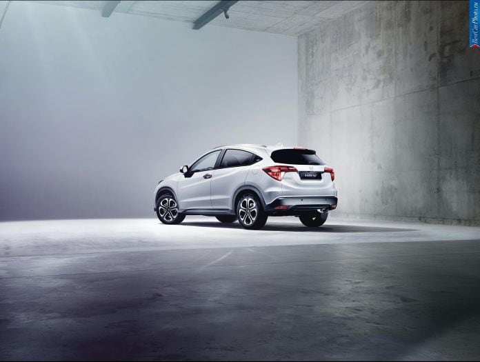 2015 Honda HR-V EU-Version - фотография 4 из 15 2015 Honda HR-V EU-Version - фотография 4 из 15