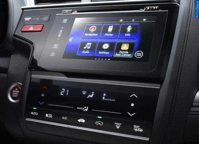 2015 Honda Jazz - фотография 4 из 4