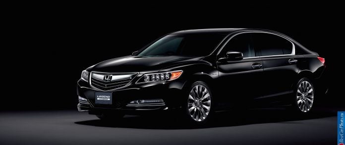 2015 Honda Legend - фотография 1 из 25