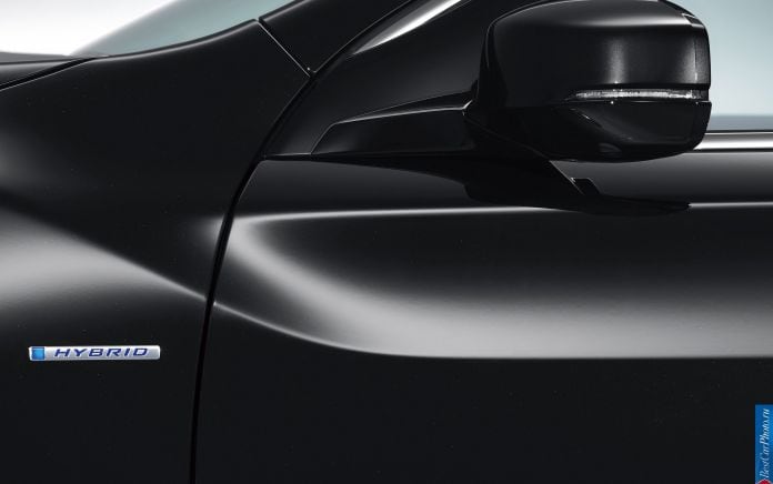 2015 Honda Legend - фотография 12 из 25