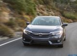 honda_2016_civic_sedan_078.jpg