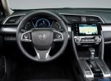 honda_2016_civic_sedan_083.jpg