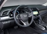 honda_2016_civic_sedan_084.jpg