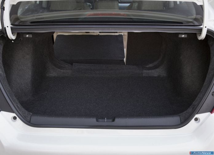 2016 Honda Civic Sedan - фотография 124 из 164