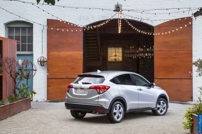 2016 Honda HR-V US-Version - фотография 12 из 20