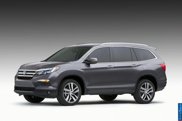 2016 Honda Pilot - фотография 3 из 62