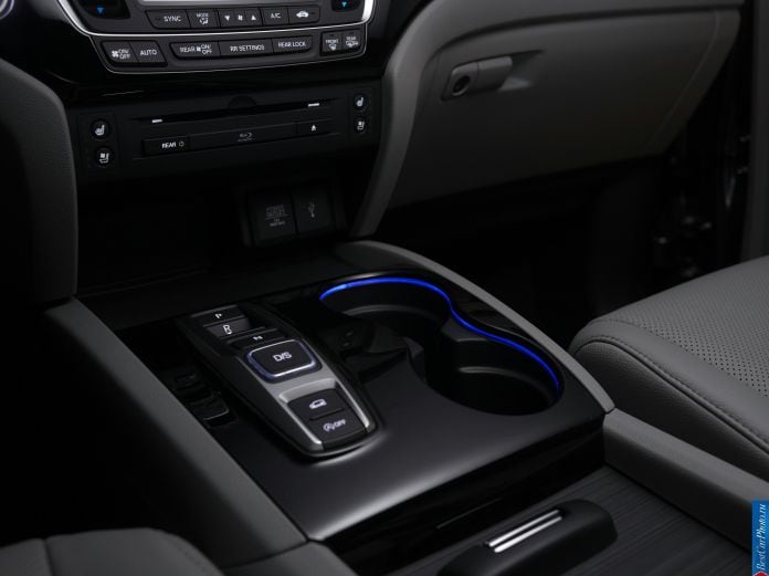 2016 Honda Pilot - фотография 47 из 62 2016 Honda Pilot - фотография 47 из 62