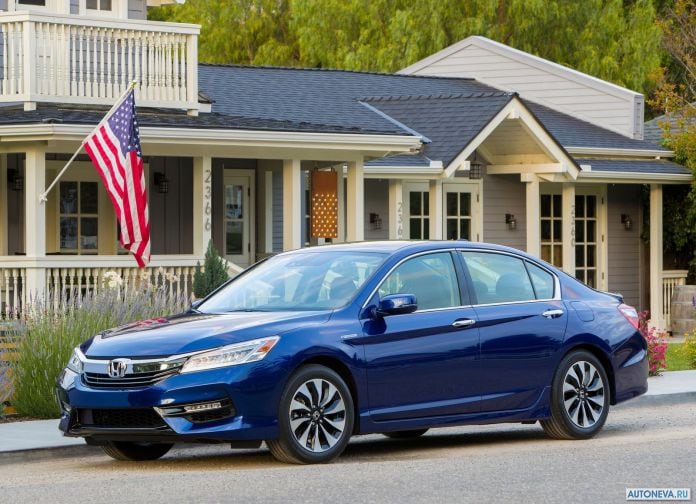 2017 Honda Accord Hybrid - фотография 8 из 77 2017 Honda Accord Hybrid - фотография 8 из 77