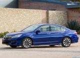 honda_2017_accord_hybrid_009.jpg