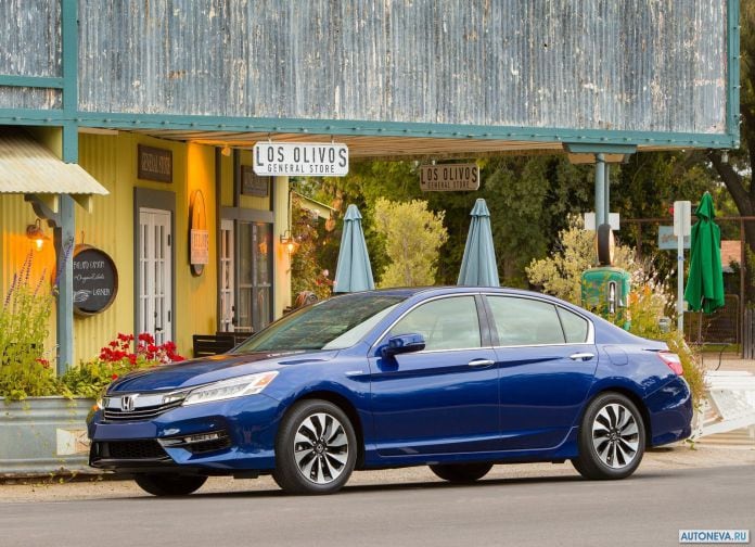 2017 Honda Accord Hybrid - фотография 10 из 77 2017 Honda Accord Hybrid - фотография 10 из 77