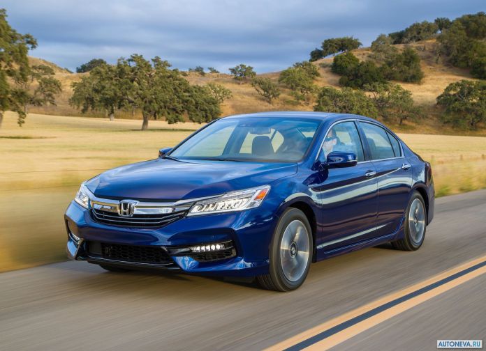 2017 Honda Accord Hybrid - фотография 22 из 77 2017 Honda Accord Hybrid - фотография 22 из 77