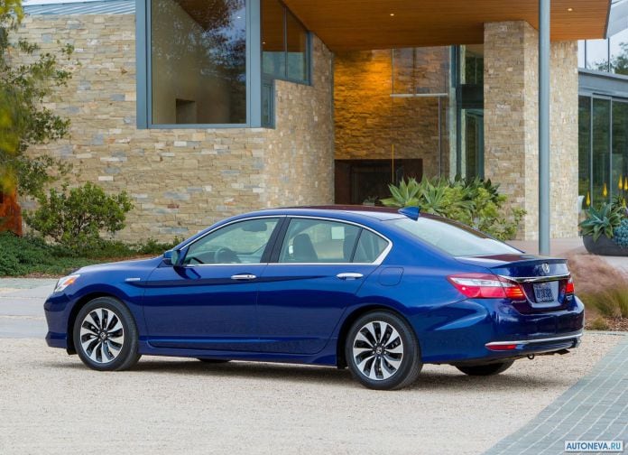 2017 Honda Accord Hybrid - фотография 36 из 77 2017 Honda Accord Hybrid - фотография 36 из 77