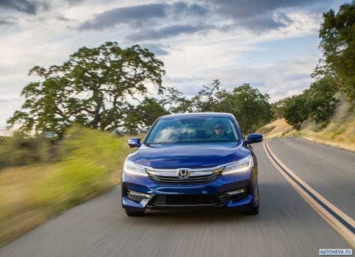 2017 Honda Accord Hybrid - фотография 44 из 77 2017 Honda Accord Hybrid - фотография 44 из 77
