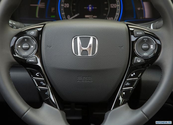 2017 Honda Accord Hybrid - фотография 53 из 77 2017 Honda Accord Hybrid - фотография 53 из 77