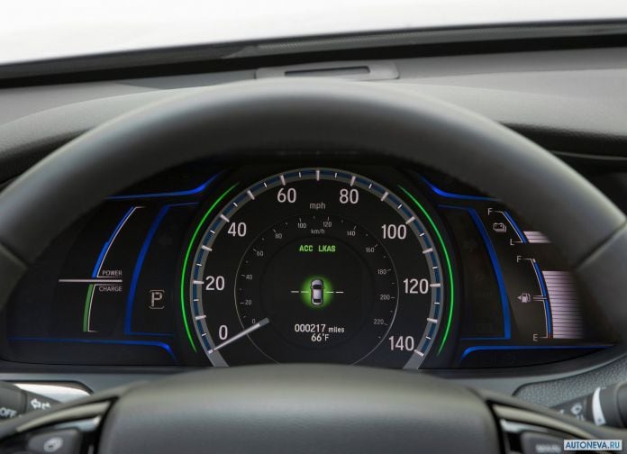 2017 Honda Accord Hybrid - фотография 54 из 77 2017 Honda Accord Hybrid - фотография 54 из 77