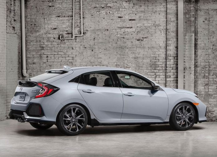 2017 Honda Civic Hatchback - фотография 3 из 147 2017 Honda Civic Hatchback - фотография 3 из 147