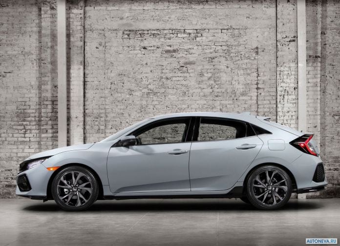 2017 Honda Civic Hatchback - фотография 63 из 147