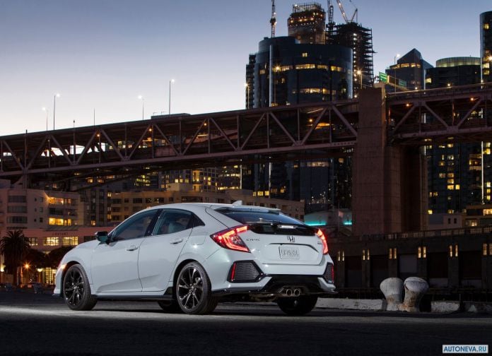 2017 Honda Civic Hatchback - фотография 72 из 147 2017 Honda Civic Hatchback - фотография 72 из 147