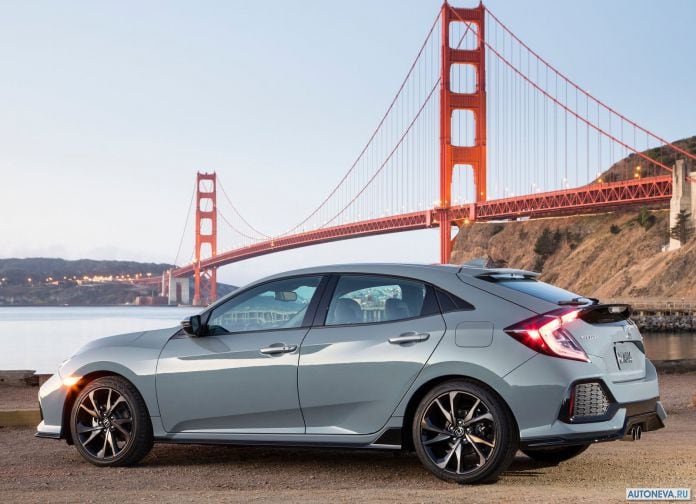 2017 Honda Civic Hatchback - фотография 73 из 147