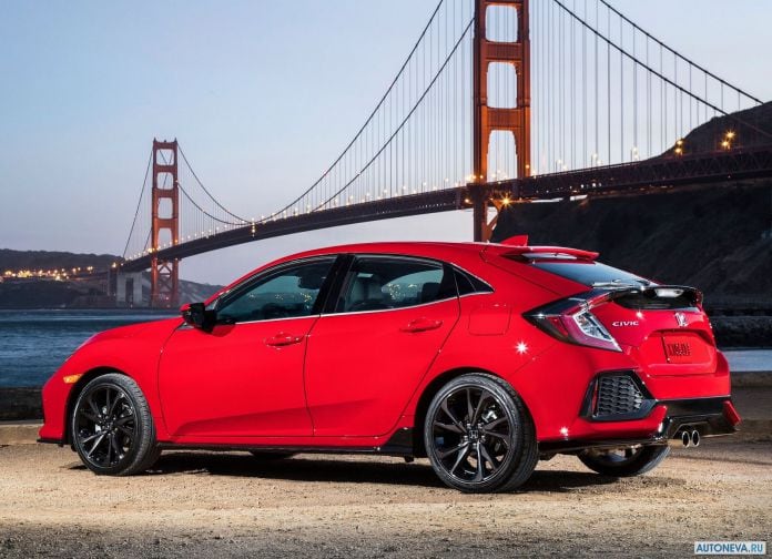 2017 Honda Civic Hatchback - фотография 80 из 147