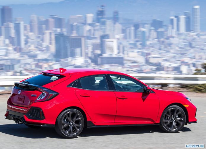 2017 Honda Civic Hatchback - фотография 85 из 147