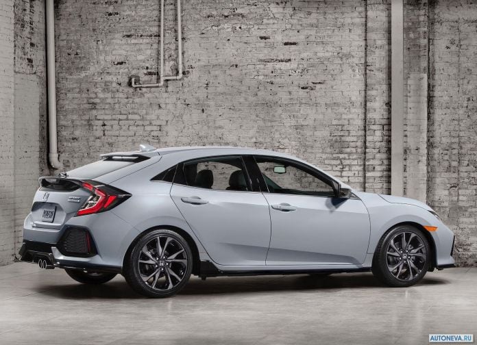 2017 Honda Civic Hatchback - фотография 93 из 147