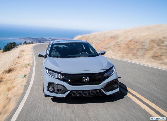 2017 Honda Civic Hatchback - фотография 104 из 147