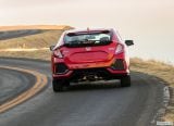 honda_2017_civic_hatchback_107.jpg