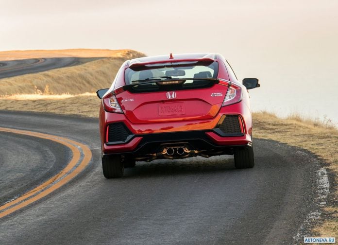 2017 Honda Civic Hatchback - фотография 107 из 147
