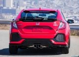 honda_2017_civic_hatchback_108.jpg