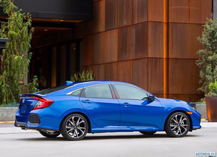 2017 Honda Civic Si Sedan - фотография 34 из 97