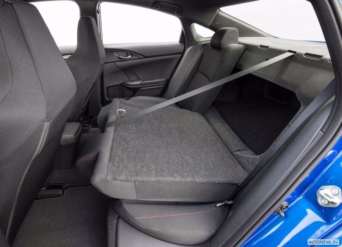 2017 Honda Civic Si Sedan - фотография 66 из 97 2017 Honda Civic Si Sedan - фотография 66 из 97