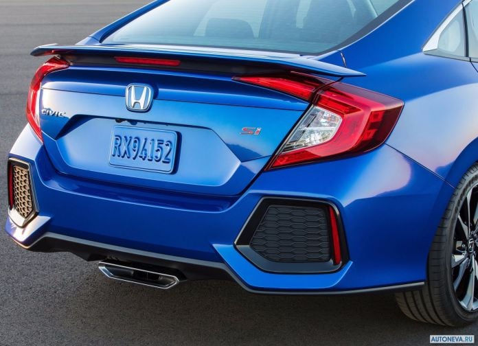 2017 Honda Civic Si Sedan - фотография 88 из 97