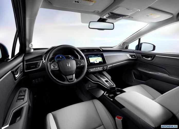 2017 Honda Clarity Electric - фотография 3 из 7 2017 Honda Clarity Electric - фотография 3 из 7