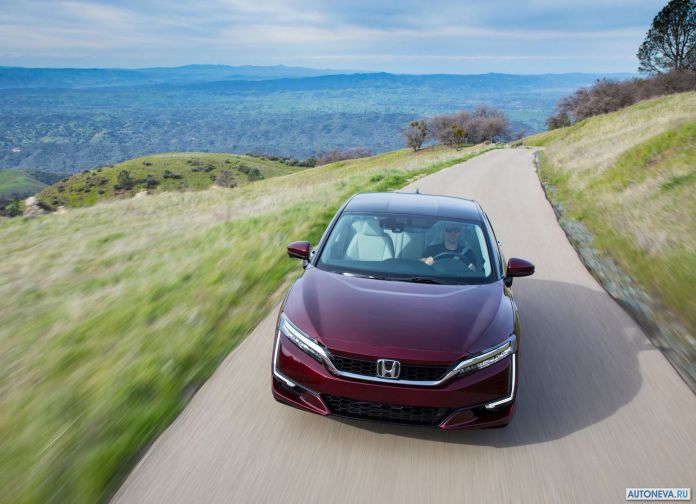 2017 Honda Clarity Fuel Cell - фотография 48 из 155 2017 Honda Clarity Fuel Cell - фотография 48 из 155