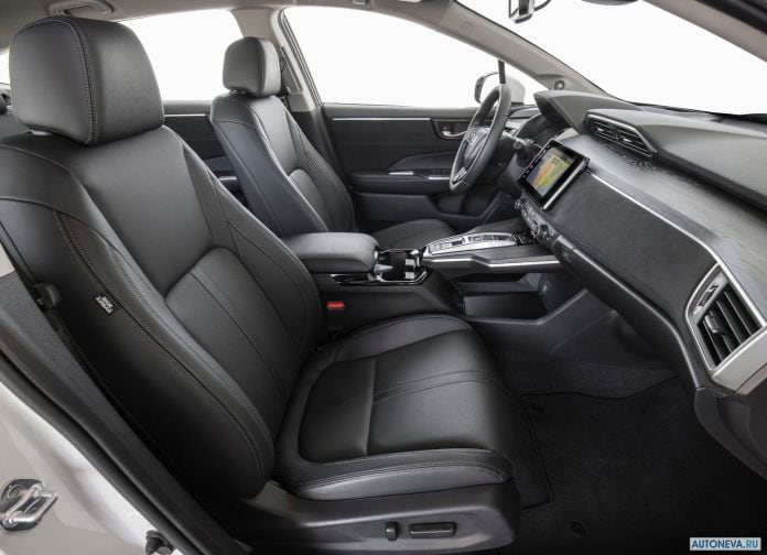 2017 Honda Clarity Fuel Cell - фотография 78 из 155